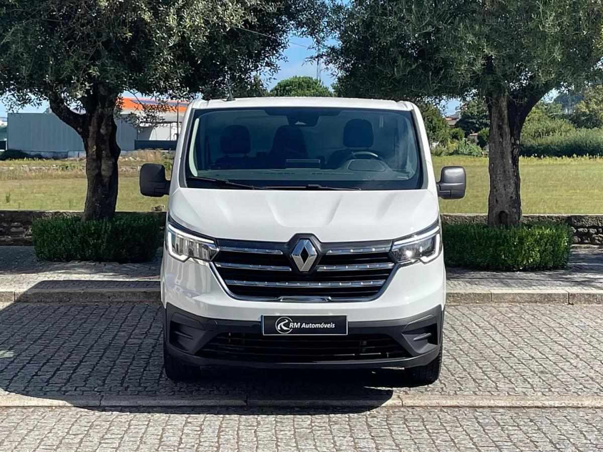 renault-trafic-2023-diesel-1997cc