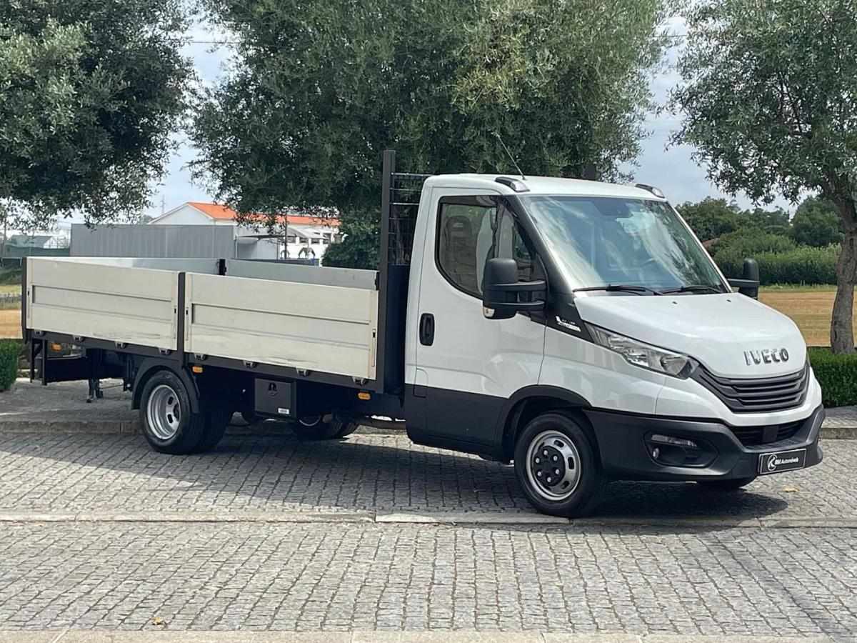 iveco-daily-2022-diesel-2998cc