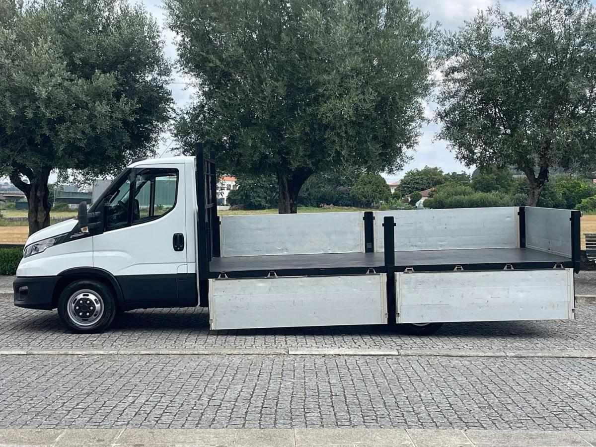iveco-daily-2022-diesel-2998cc