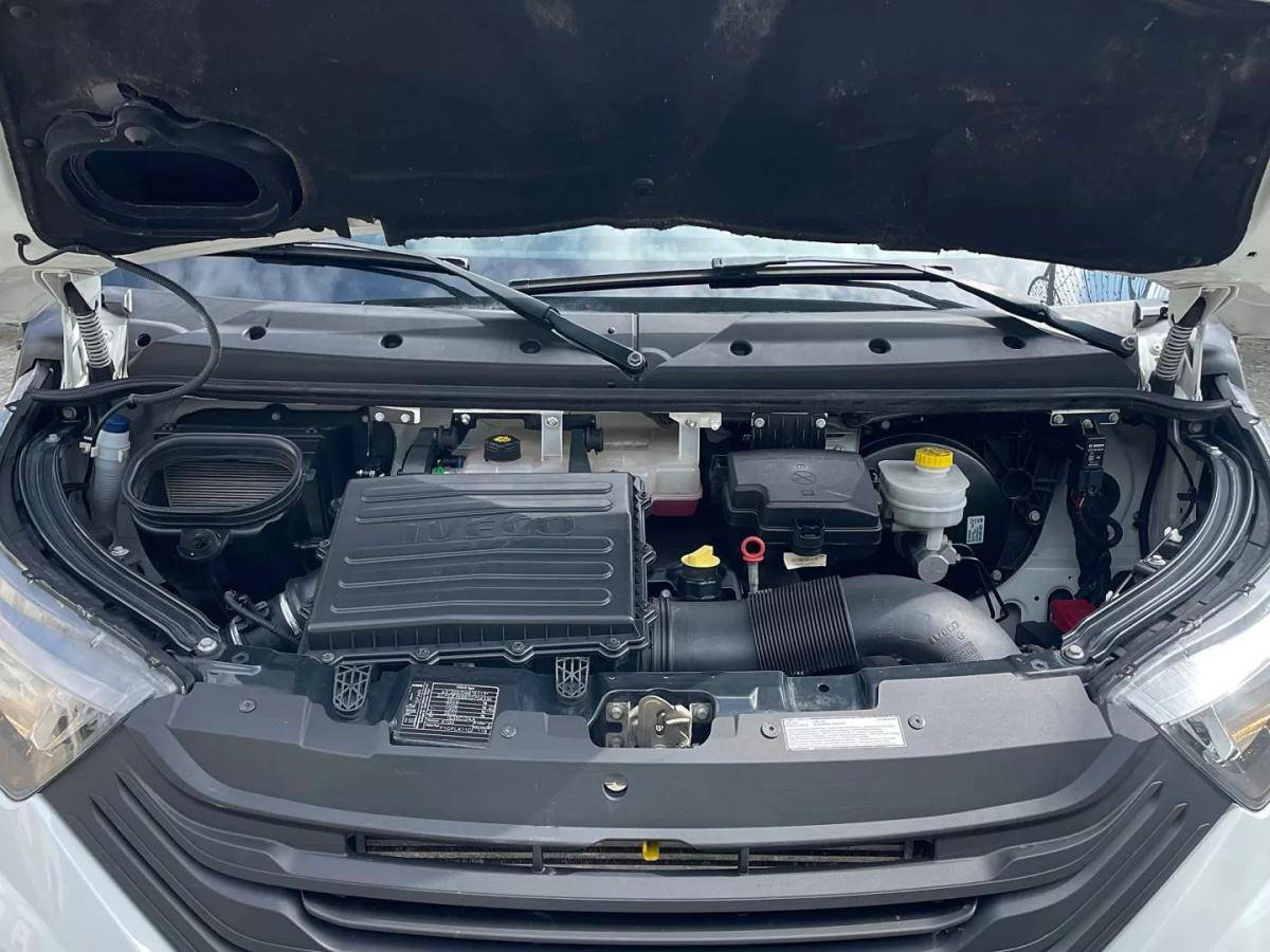 iveco-daily-2022-diesel-2998cc