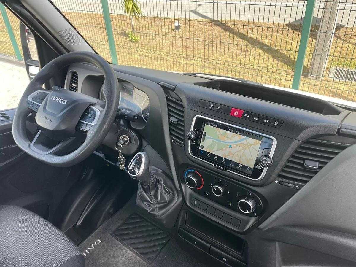 iveco-daily-2022-diesel-2998cc