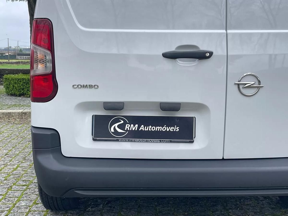 opel-combo-van-2022-diesel-1499cc