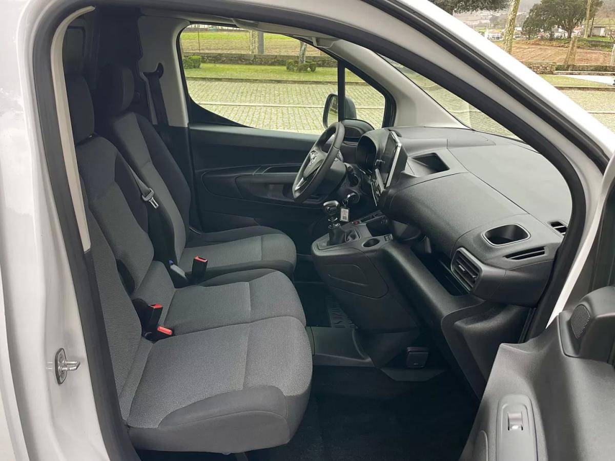 opel-combo-van-2022-diesel-1499cc