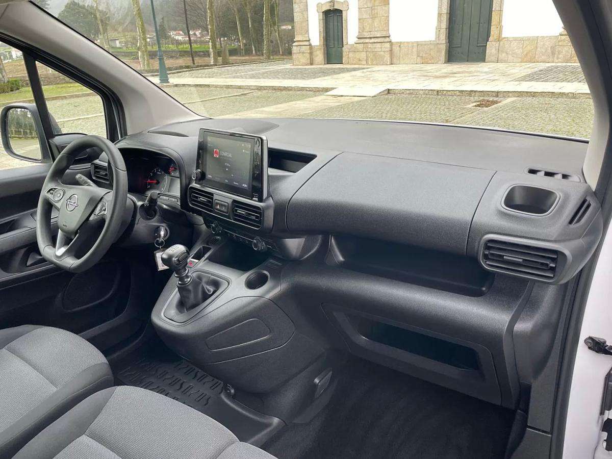 opel-combo-van-2022-diesel-1499cc