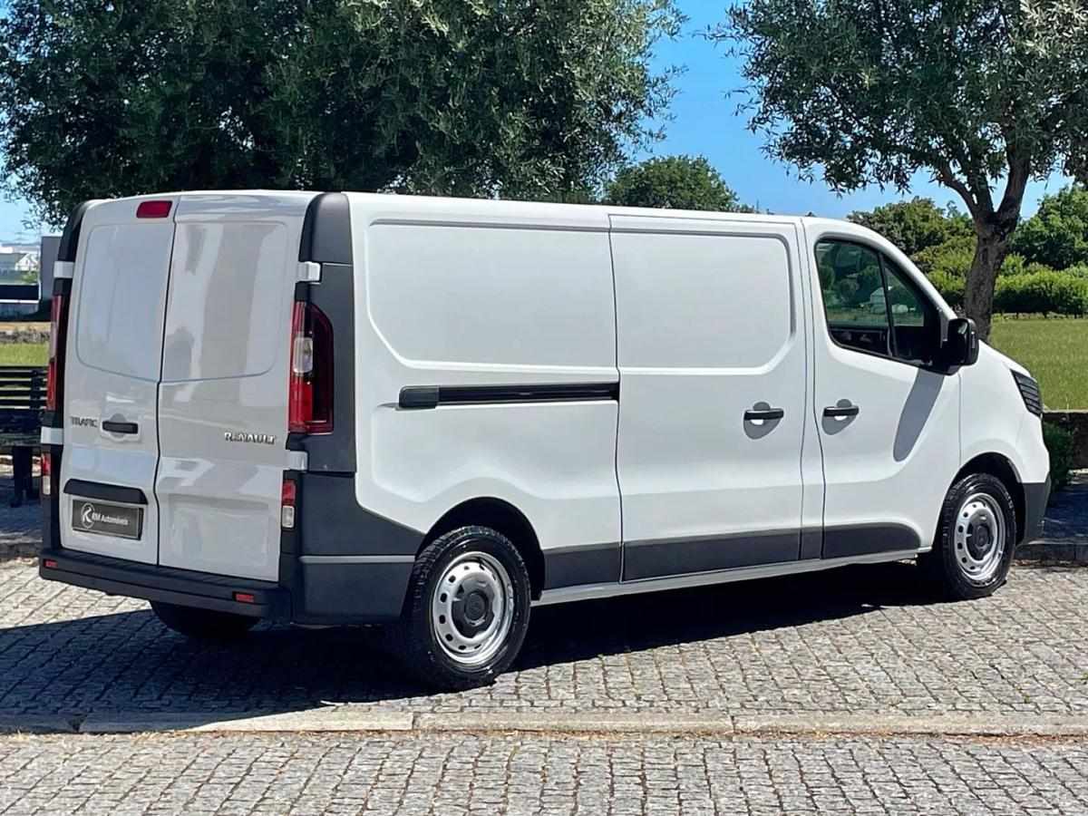 renault-trafic-2022-diesel-1997cc
