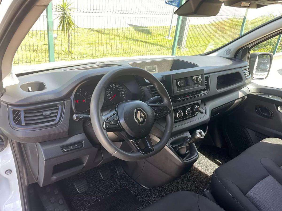 renault-trafic-2022-diesel-1997cc