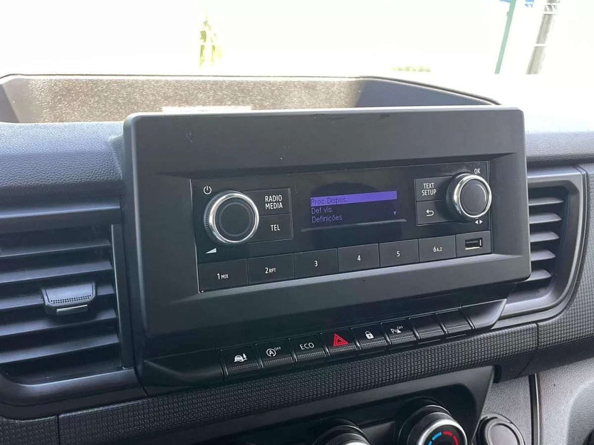renault-trafic-2022-diesel-1997cc