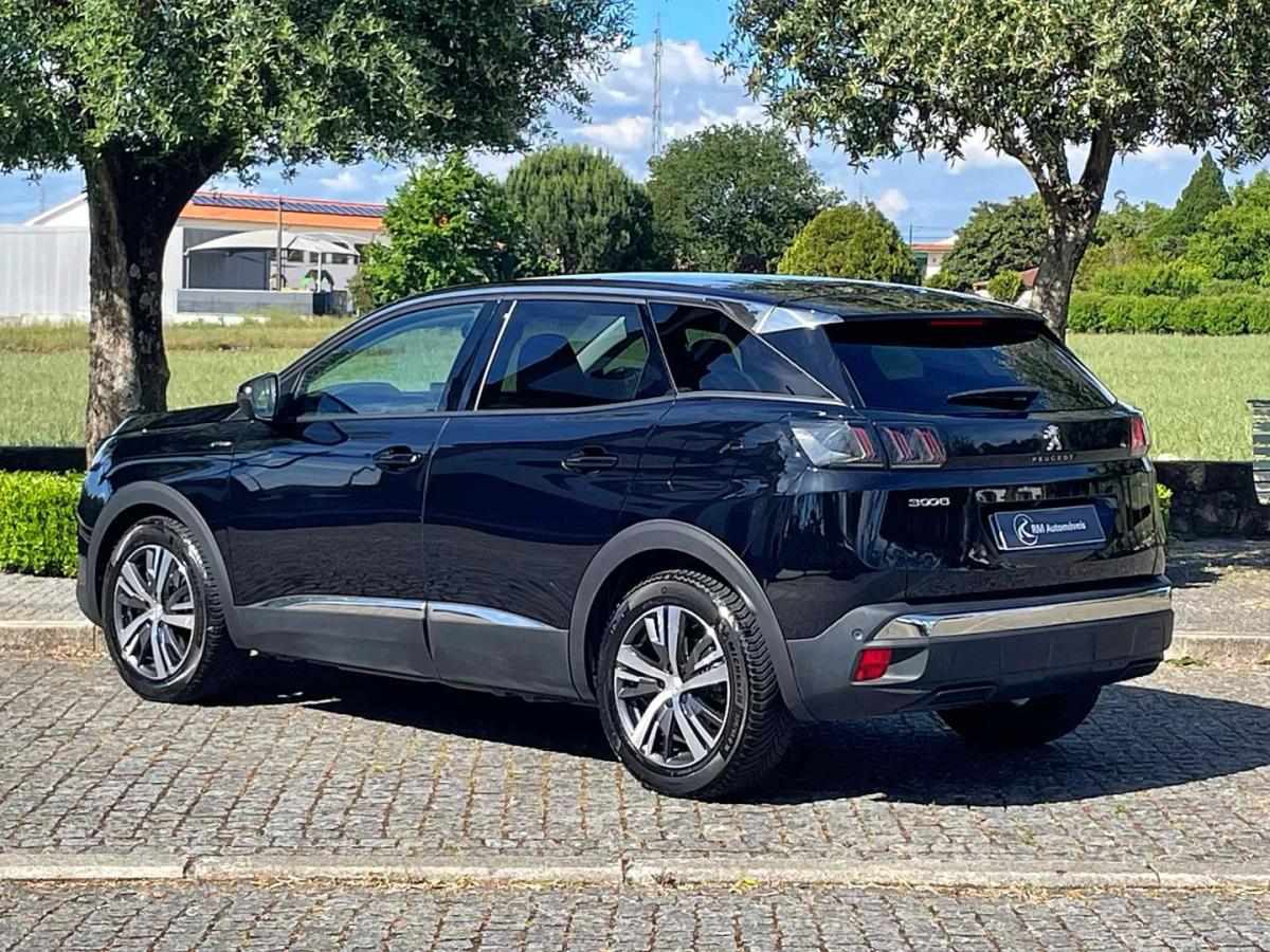 peugeot-3008-2023-hibrido-1598cc