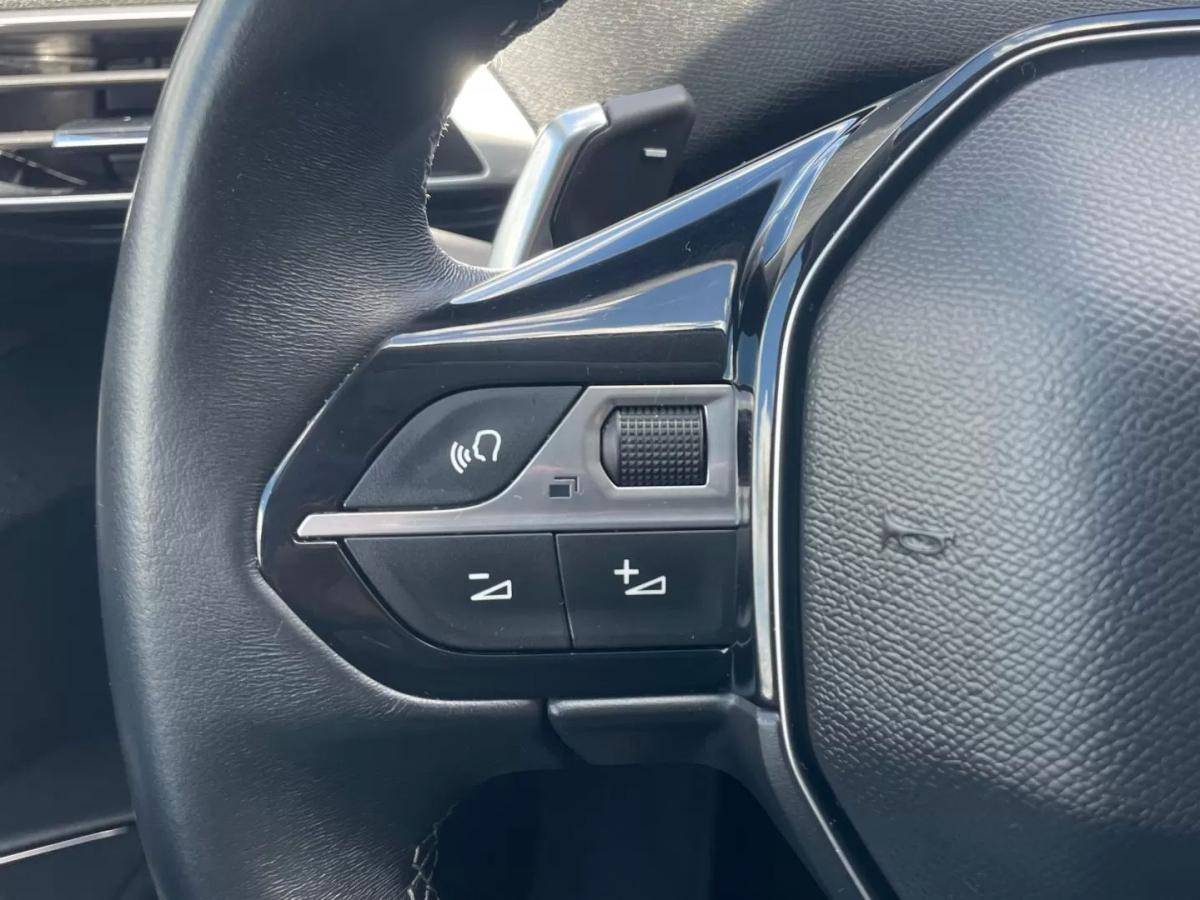peugeot-3008-2023-hibrido-1598cc