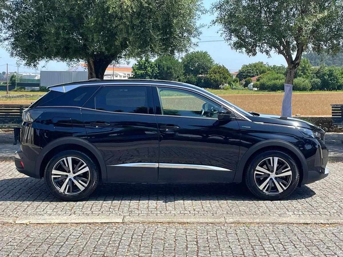 peugeot-3008-2023-hibrido-1598cc