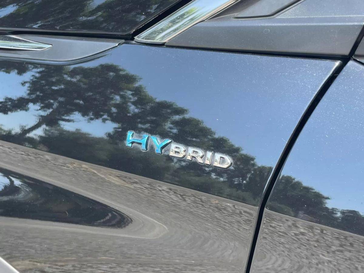 peugeot-3008-2023-hibrido-1598cc