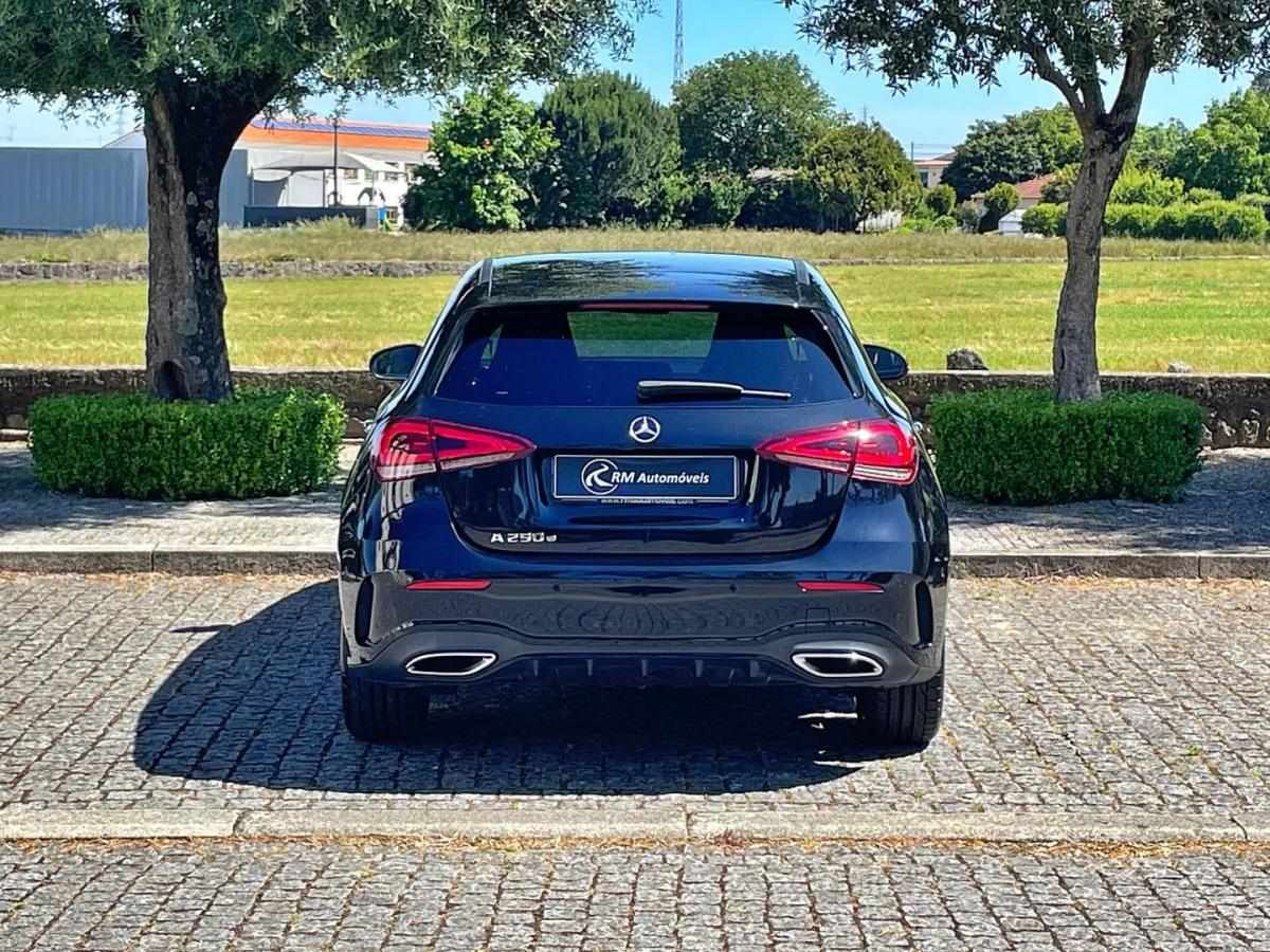 mercedes-benz-classe-a-2022-hibrido-1332cc