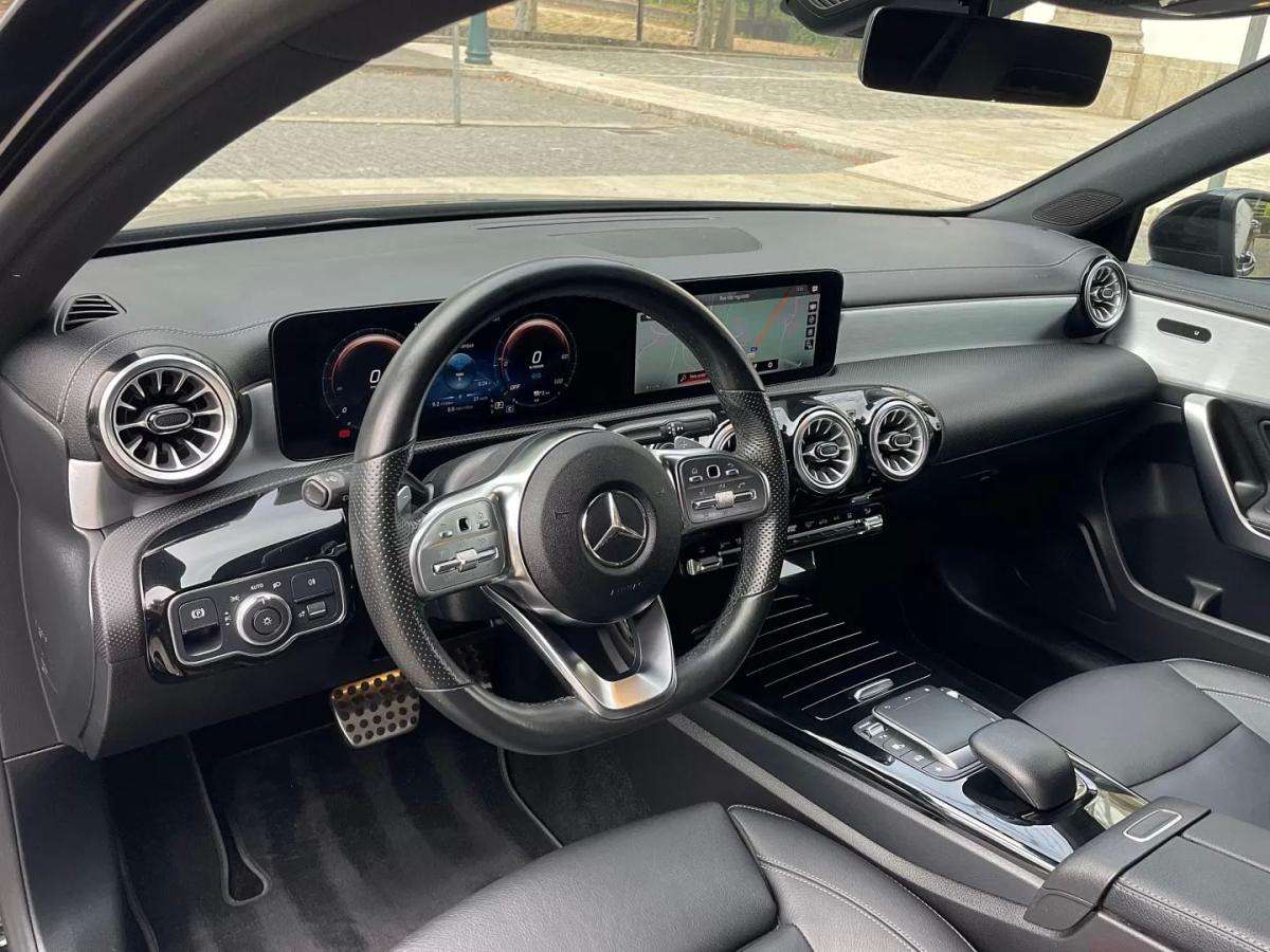 mercedes-benz-classe-a-2022-hibrido-1332cc