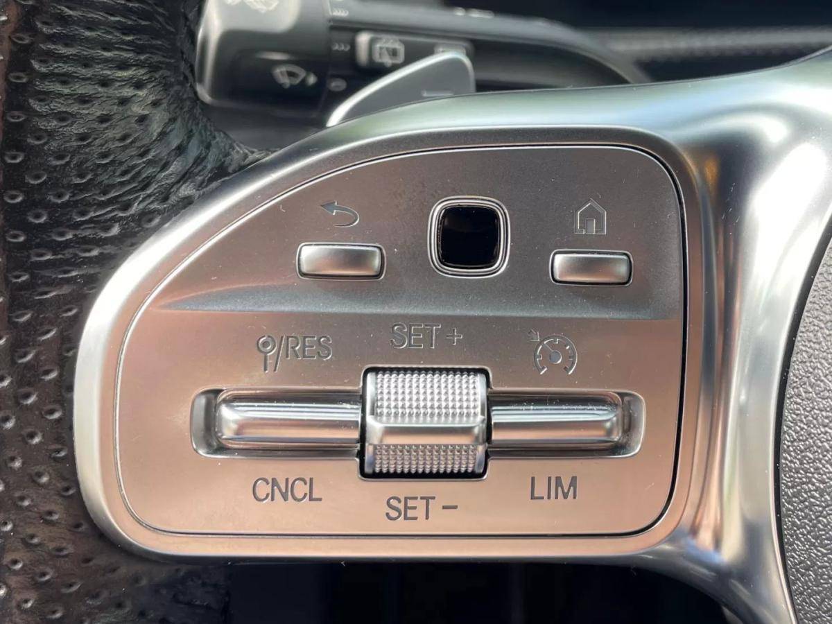 mercedes-benz-classe-a-2022-hibrido-1332cc