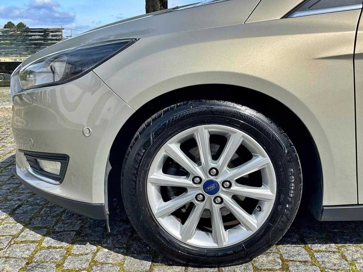 ford-focus-sw-2017-diesel-1499cc