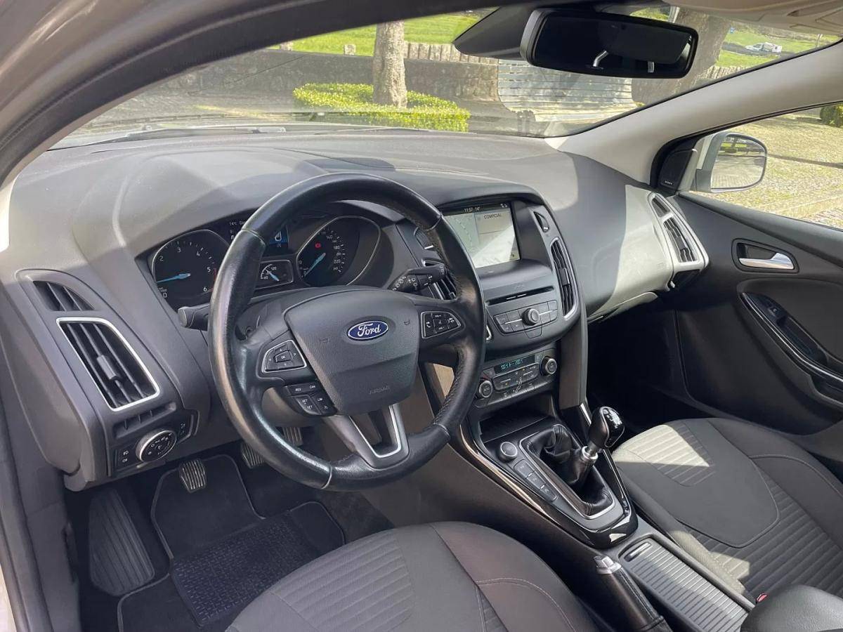 ford-focus-sw-2017-diesel-1499cc