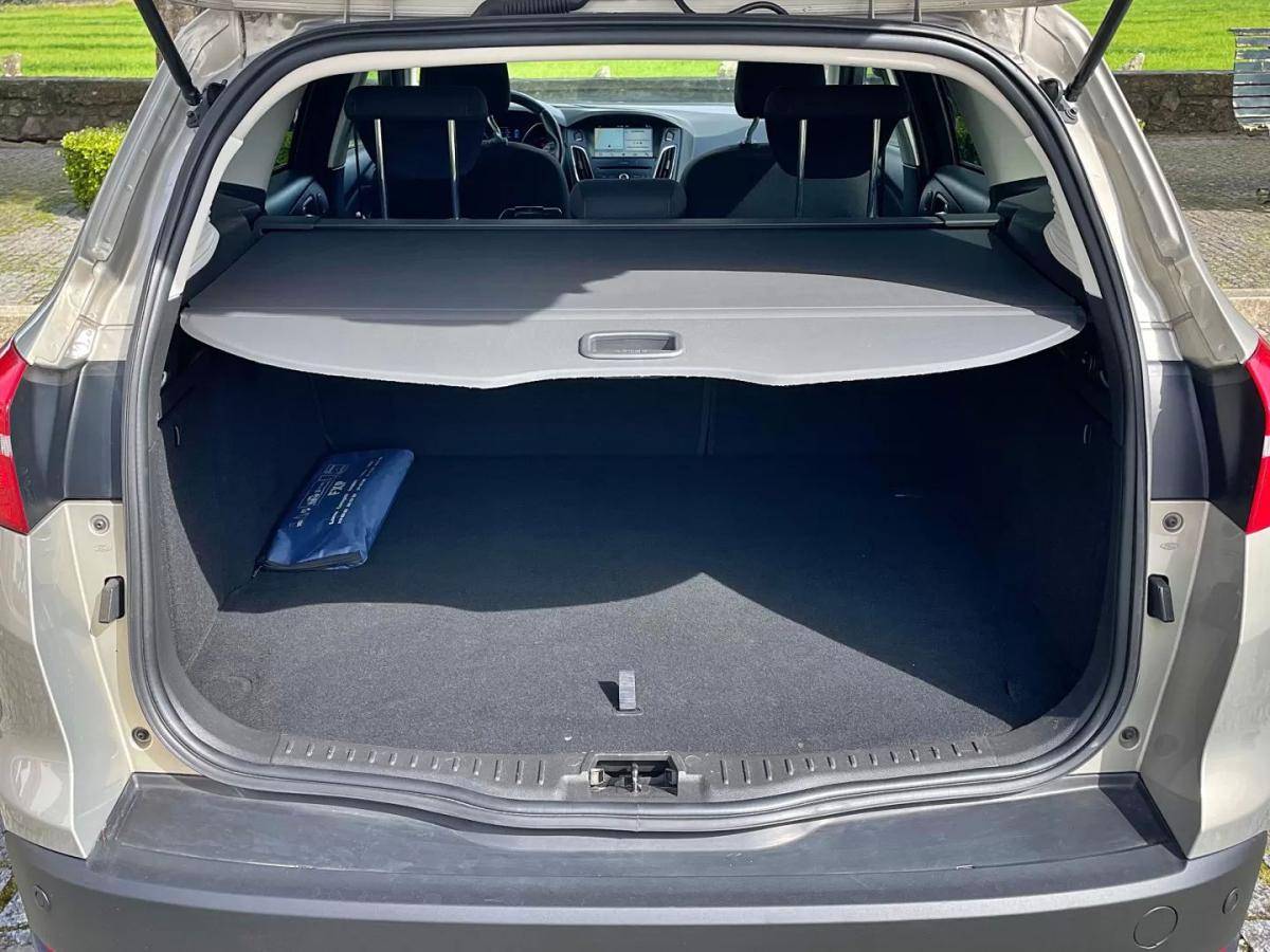 ford-focus-sw-2017-diesel-1499cc