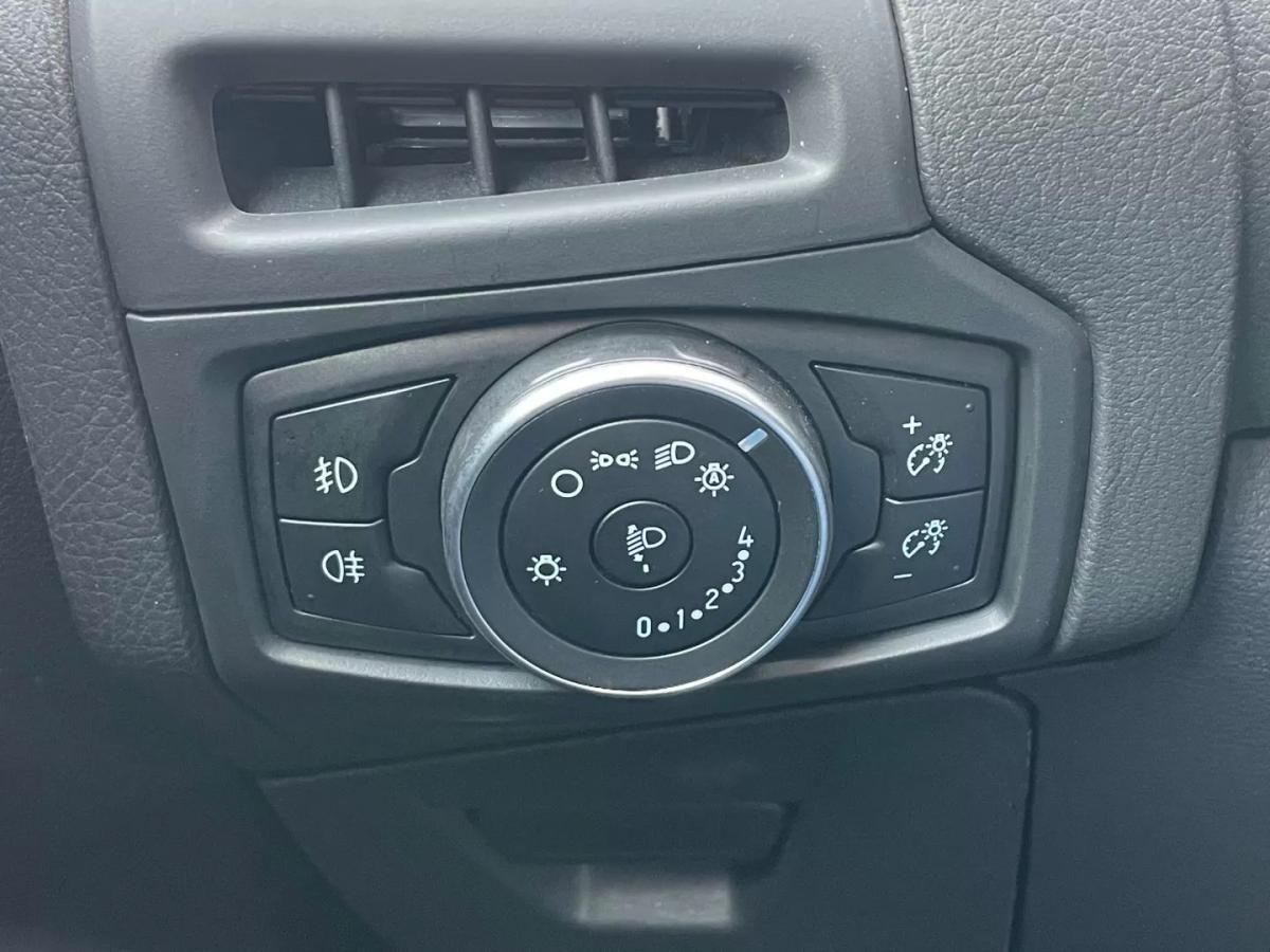 ford-focus-sw-2017-diesel-1499cc
