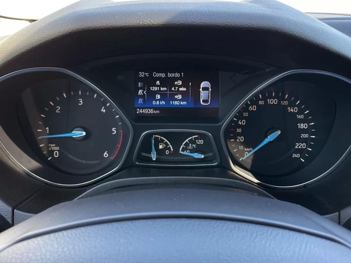 ford-focus-sw-2017-diesel-1499cc