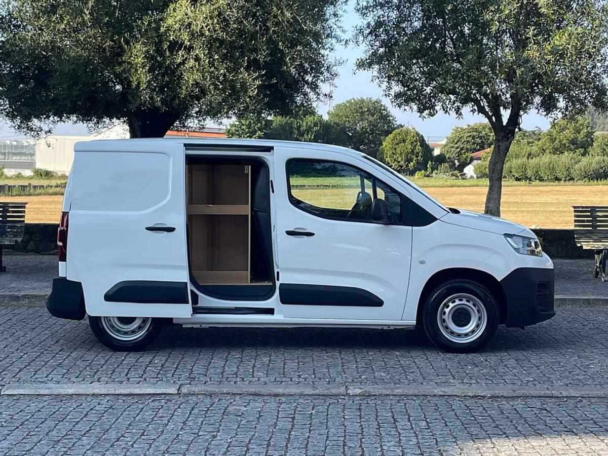 citroen-berlingo-2021-diesel-1499cc