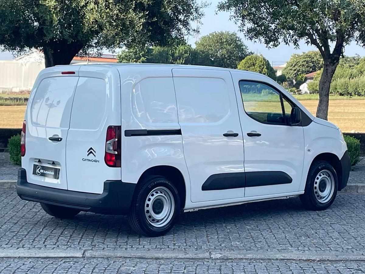 citroen-berlingo-2021-diesel-1499cc