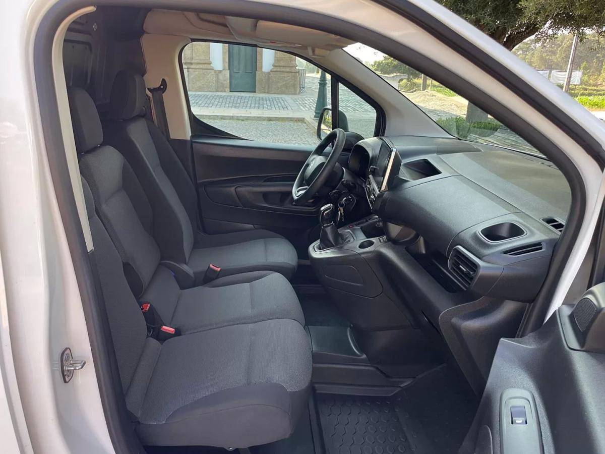 citroen-berlingo-2021-diesel-1499cc