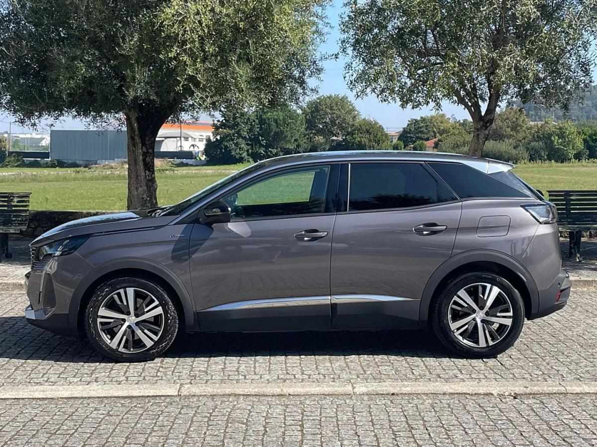 peugeot-3008-2022-hibrido-1598cc