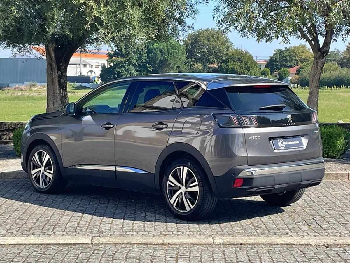 peugeot-3008-2022-hibrido-1598cc