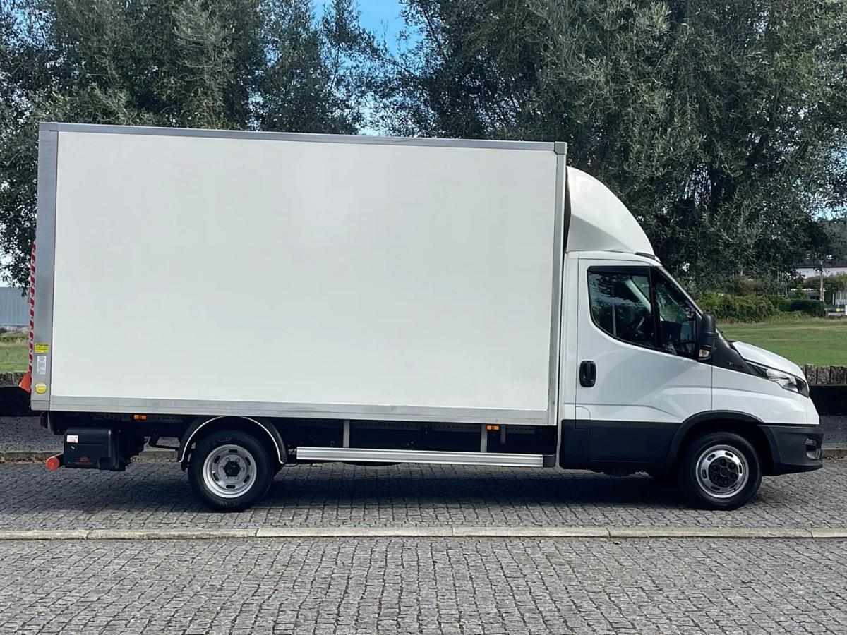 iveco-daily-2024-diesel-2998cc