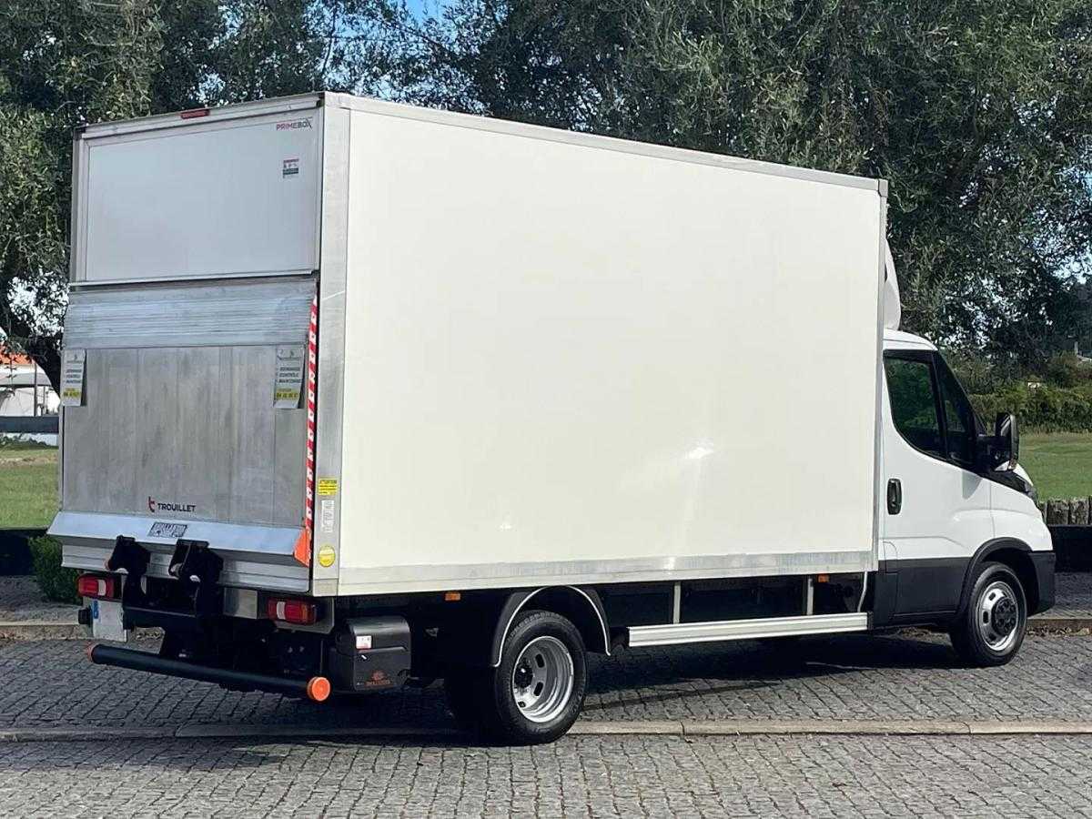 iveco-daily-2024-diesel-2998cc