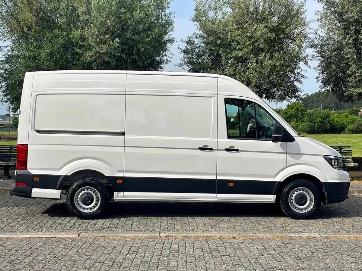 volkswagen-crafter-2022-diesel-1968cc
