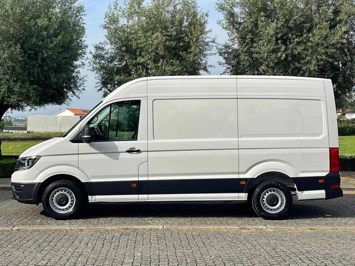 volkswagen-crafter-2022-diesel-1968cc