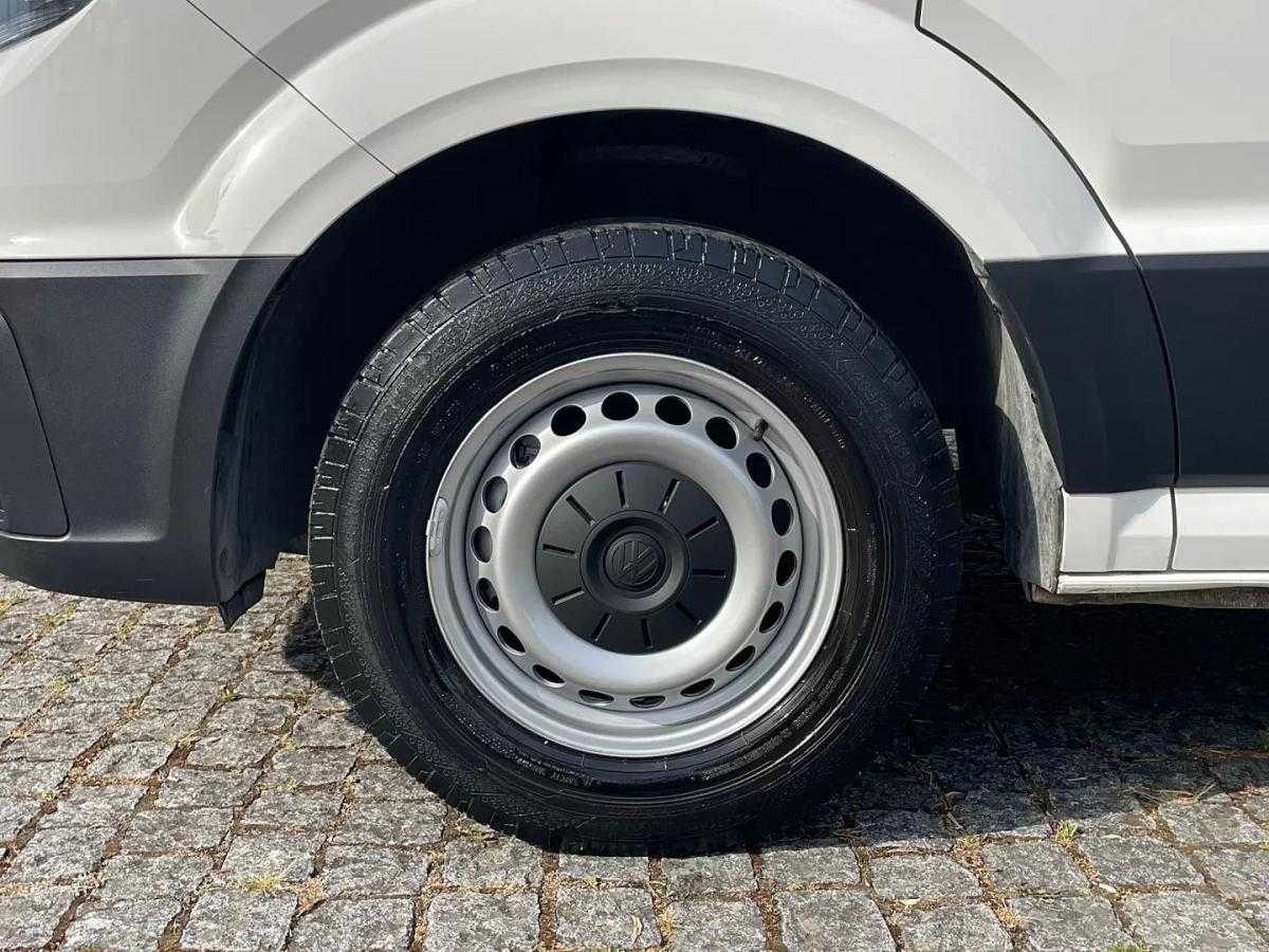 volkswagen-crafter-2022-diesel-1968cc