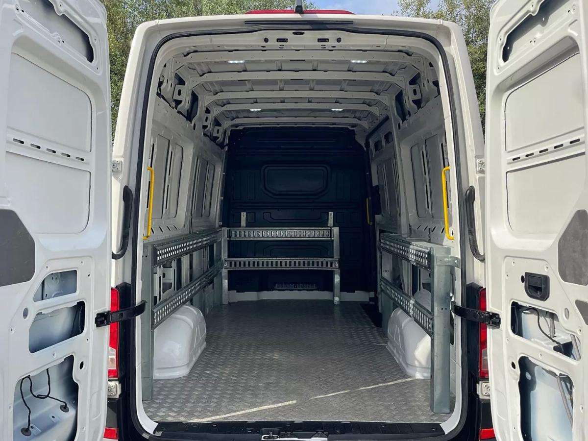 volkswagen-crafter-2022-diesel-1968cc