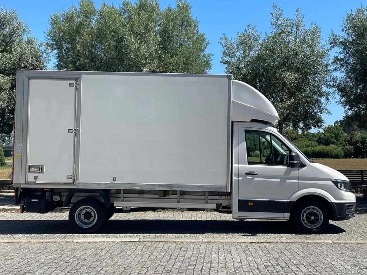 volkswagen-crafter-2022-diesel-1968cc