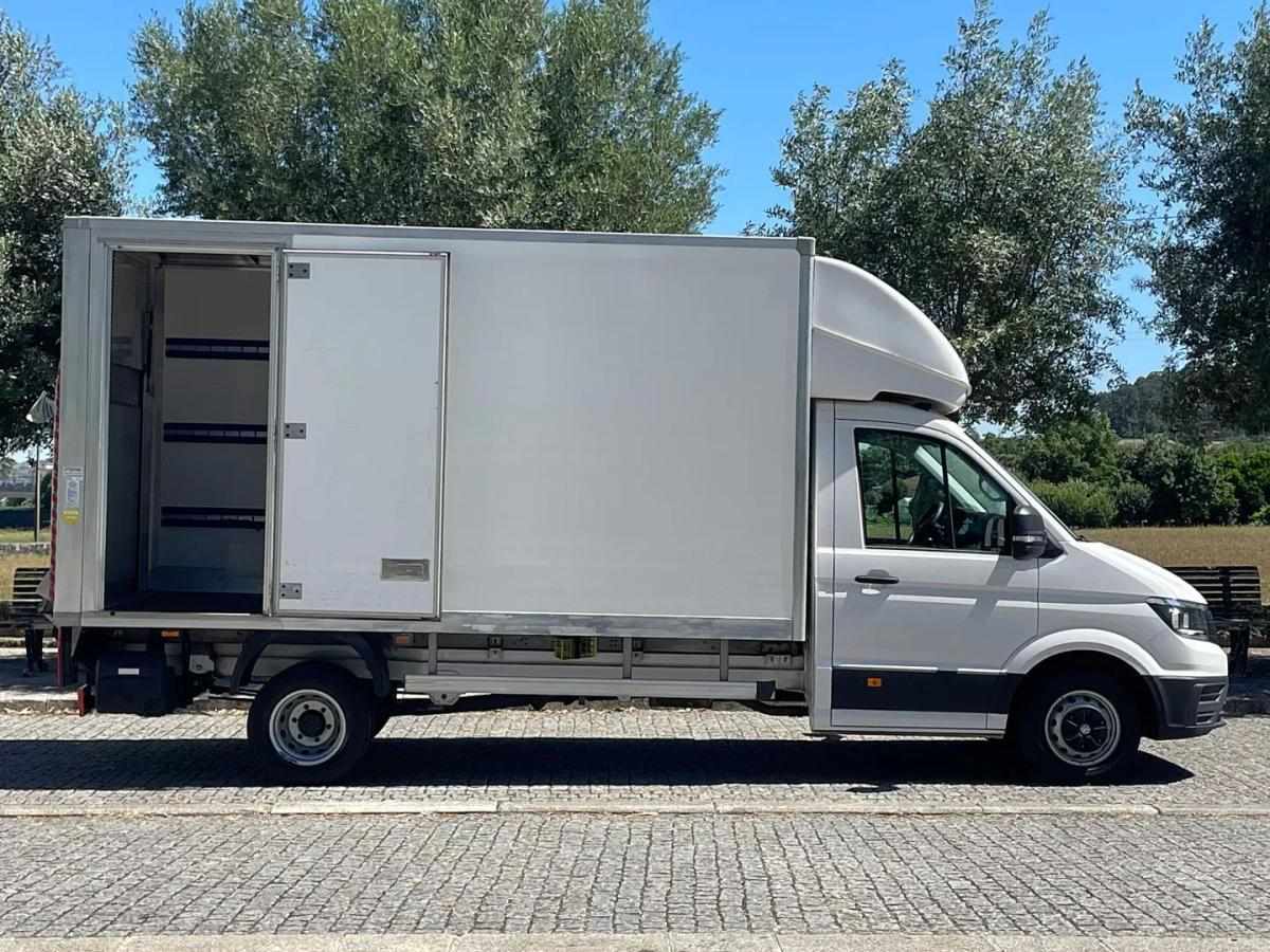 volkswagen-crafter-2022-diesel-1968cc