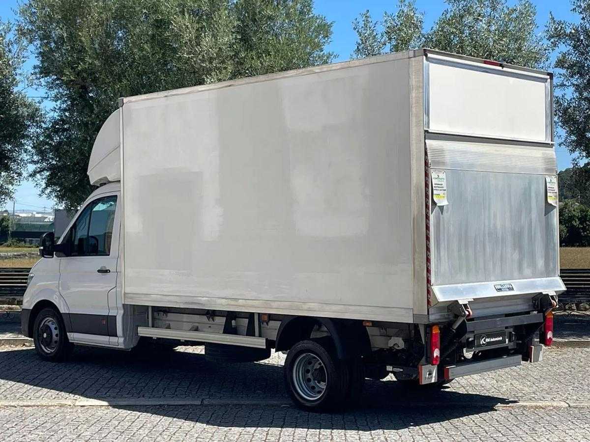 volkswagen-crafter-2022-diesel-1968cc