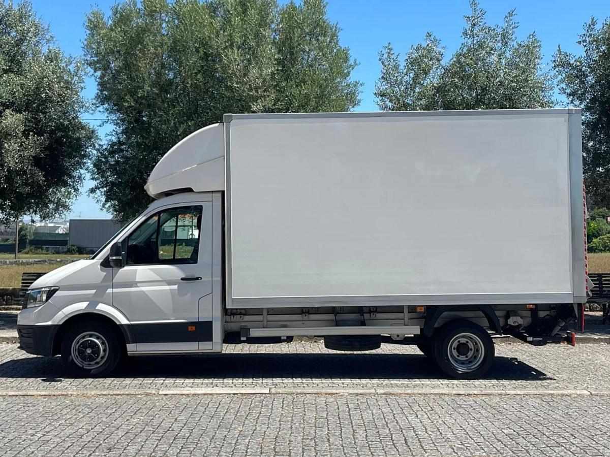 volkswagen-crafter-2022-diesel-1968cc
