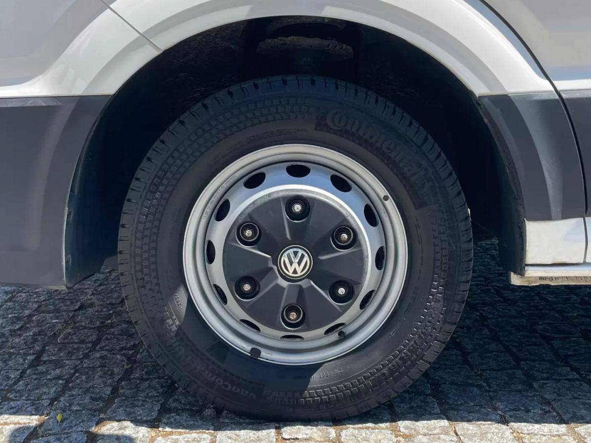 volkswagen-crafter-2022-diesel-1968cc