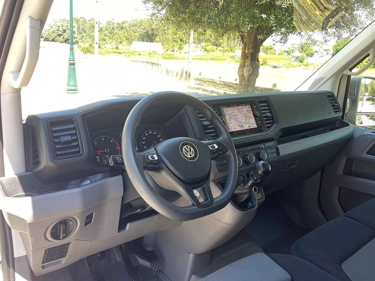 volkswagen-crafter-2022-diesel-1968cc