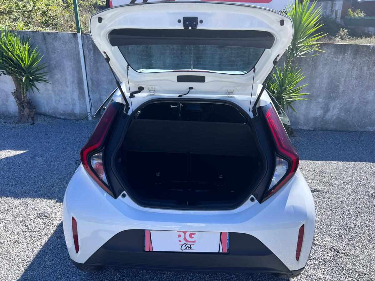 toyota-aygo-x-1-0-vvt-i-2023-gasolina-998cc