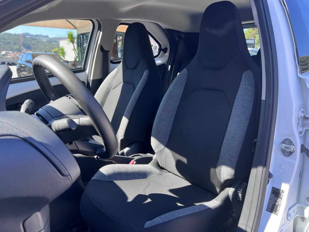 toyota-aygo-x-1-0-vvt-i-2023-gasolina-998cc