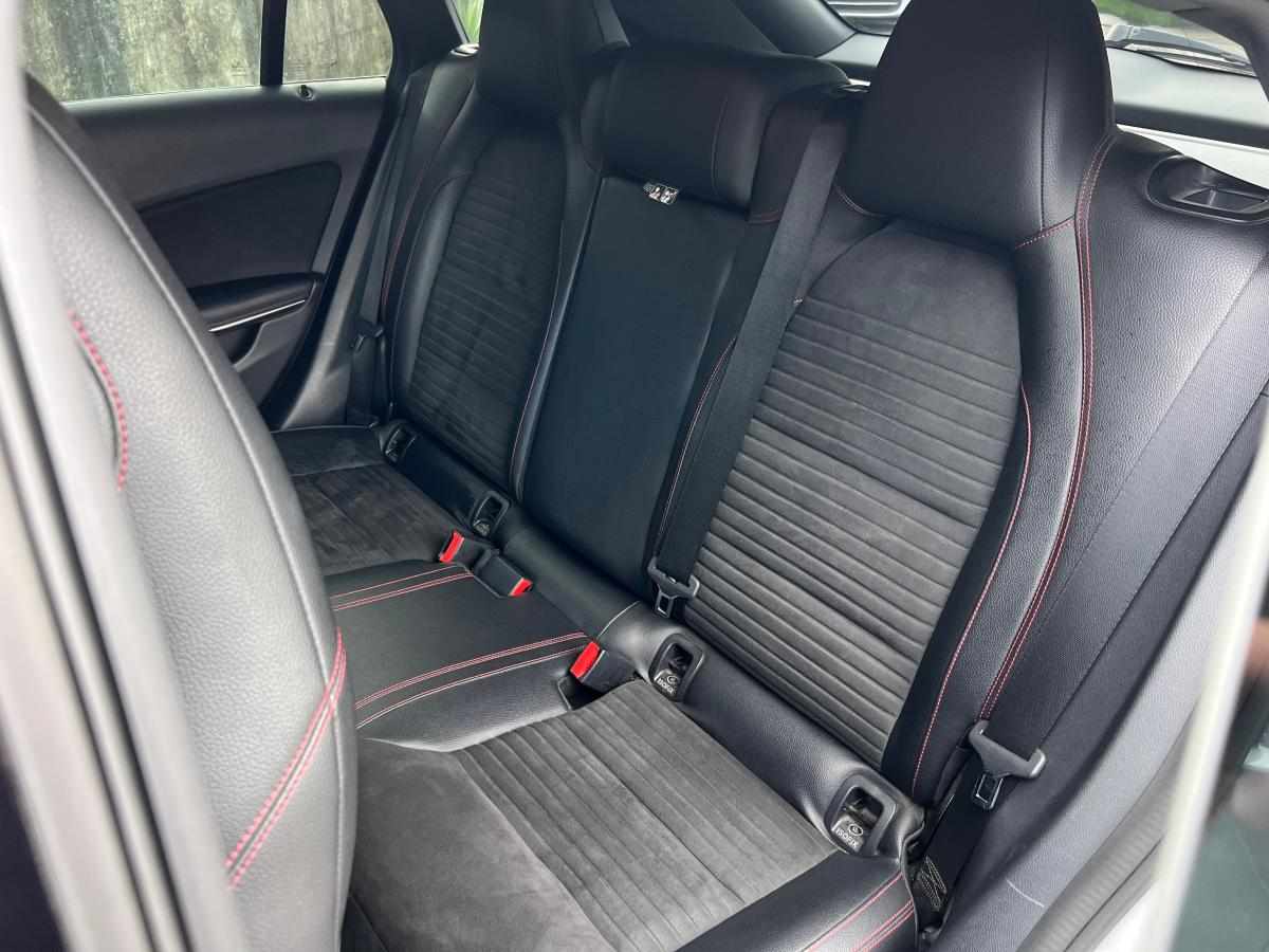 mercedes-benz-cla-220-cdi-2015-diesel-2143cc