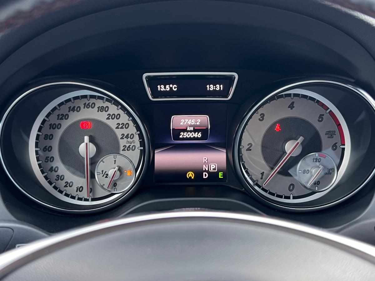 mercedes-benz-cla-220-cdi-2015-diesel-2143cc