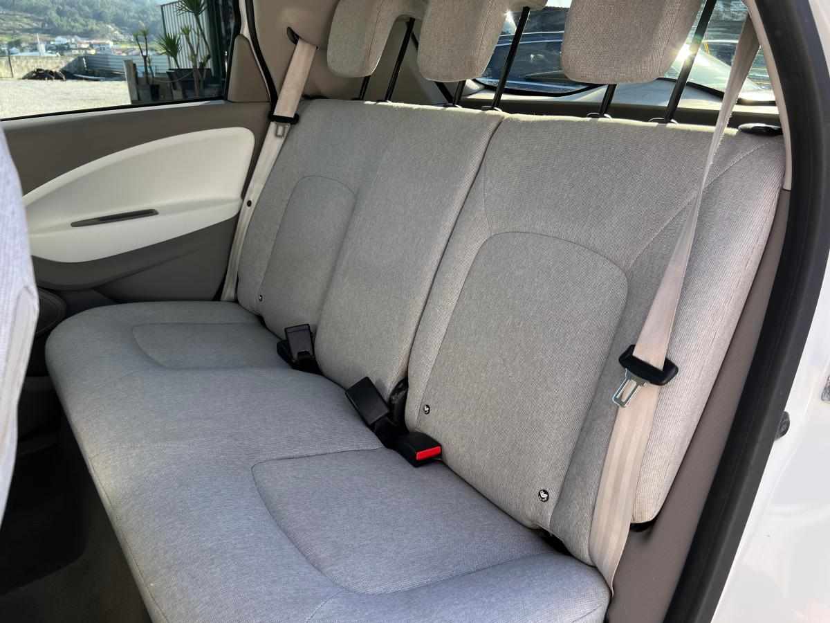 renault-zoe-r110-41-kwh-2019-eletrico