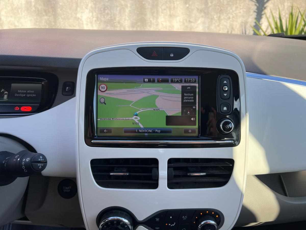 renault-zoe-r110-41-kwh-2019-eletrico