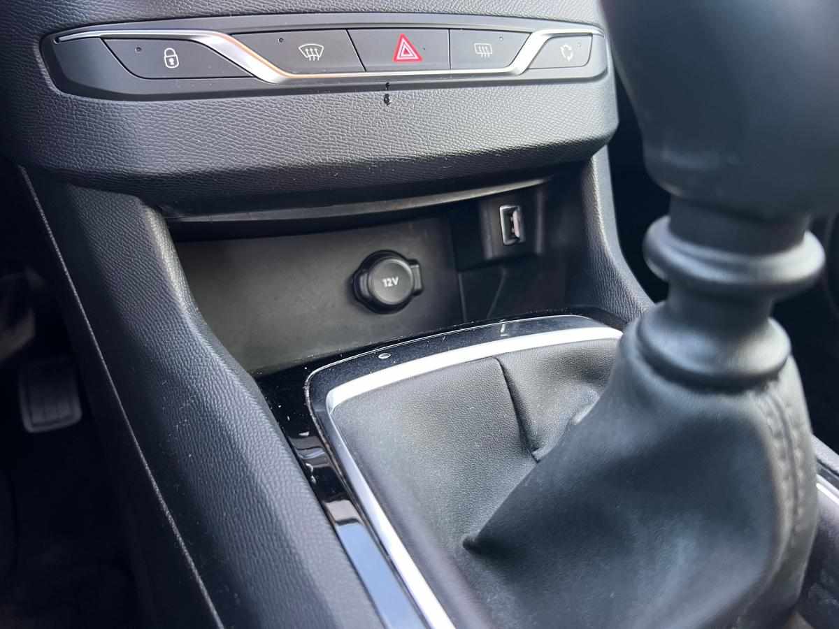 peugeot-308-1-2-puretech-2021-gasolina-1199cc