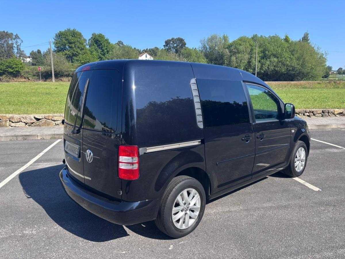 volkswagen-caddy-2013-diesel-1598cc