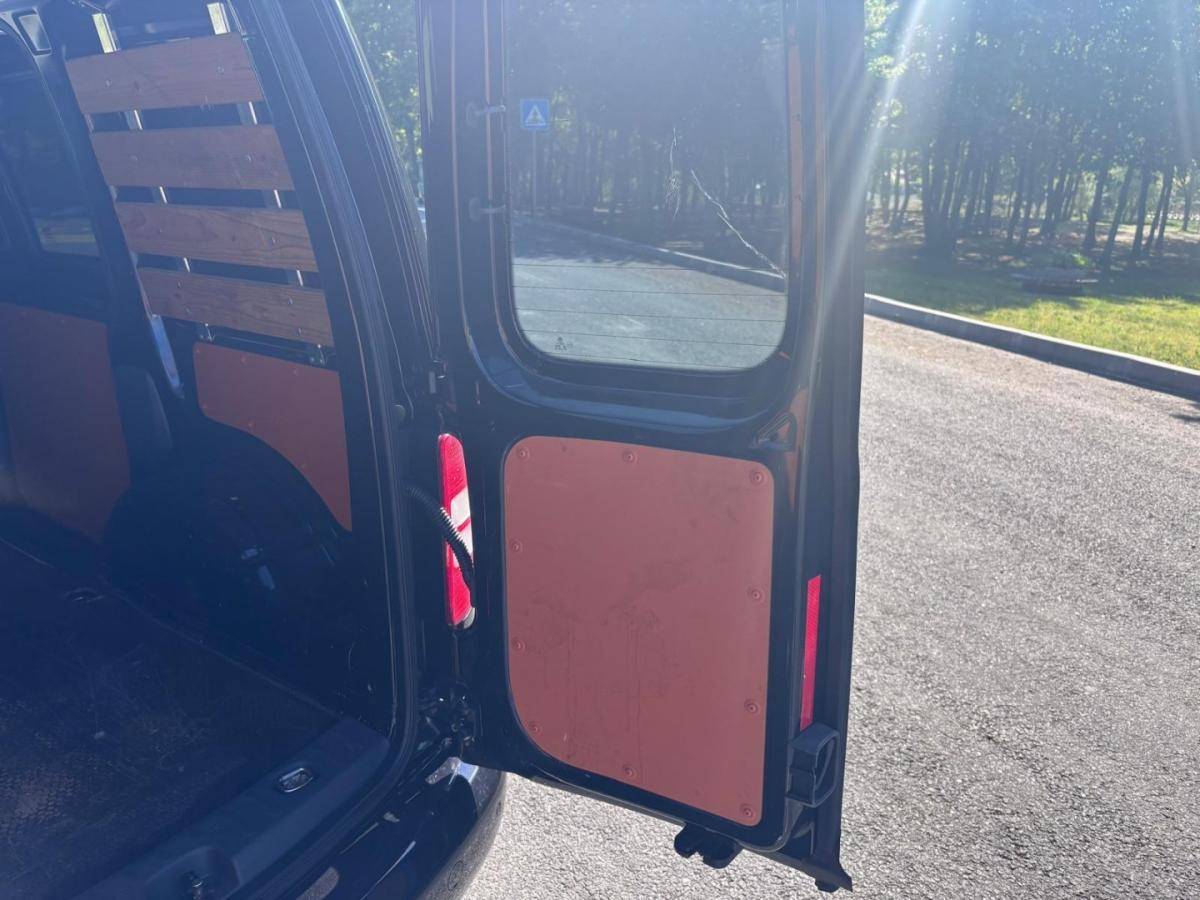 volkswagen-caddy-2013-diesel-1598cc