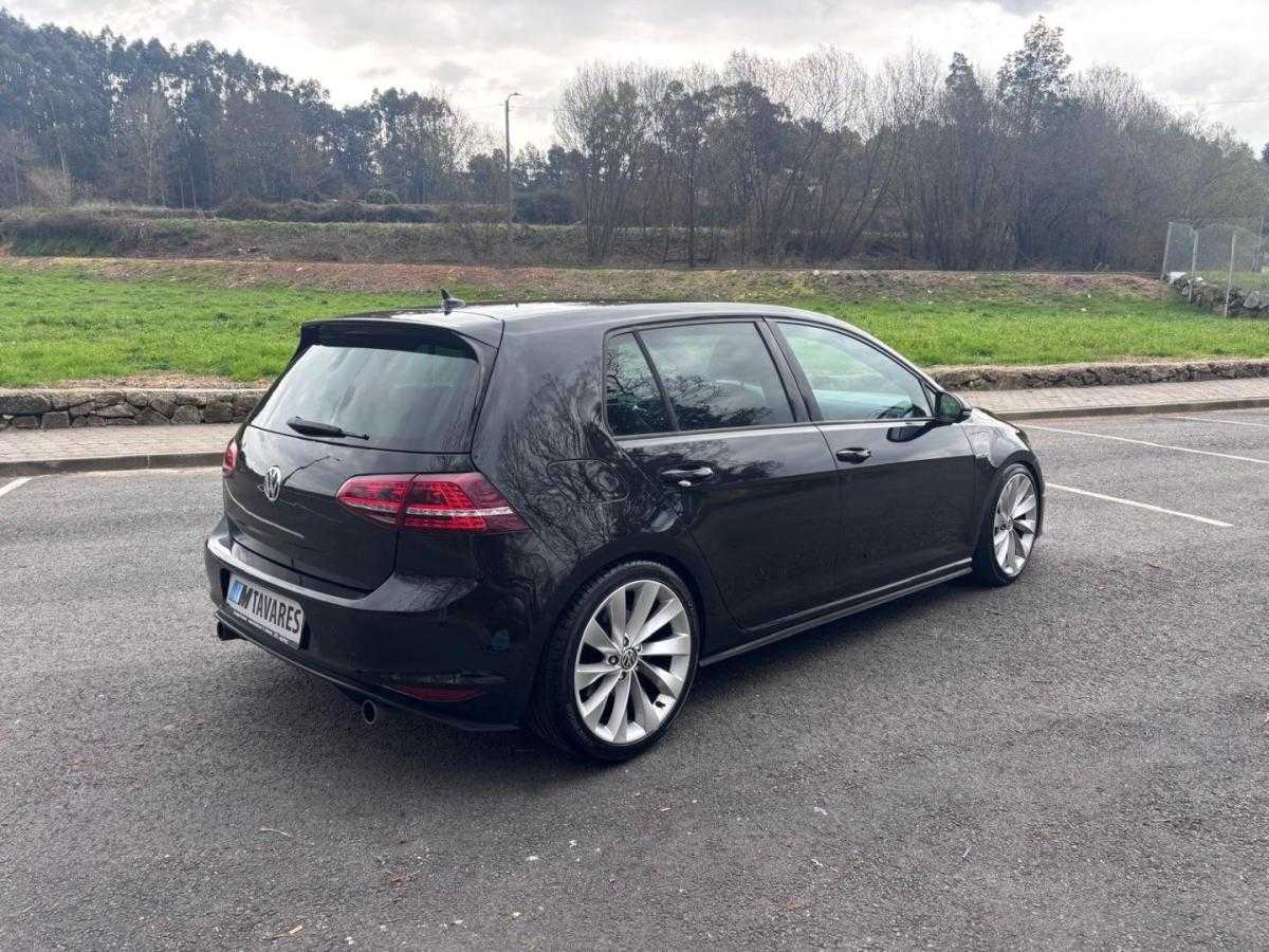 volkswagen-golf-2013-diesel-1968cc